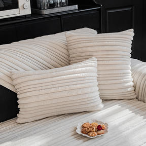 [Pague 1, Leve 2] Capa de Sofá Elara (A Delicadeza que Encanta Sua Sala!) + BRINDE: Almofada Decorativa